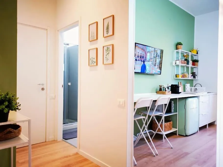 Sunny Flat 50 Meters From The Metro Lejlighed Milano Italien